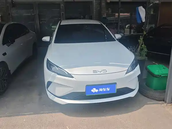 BYD Seal 05 DM-i 2025