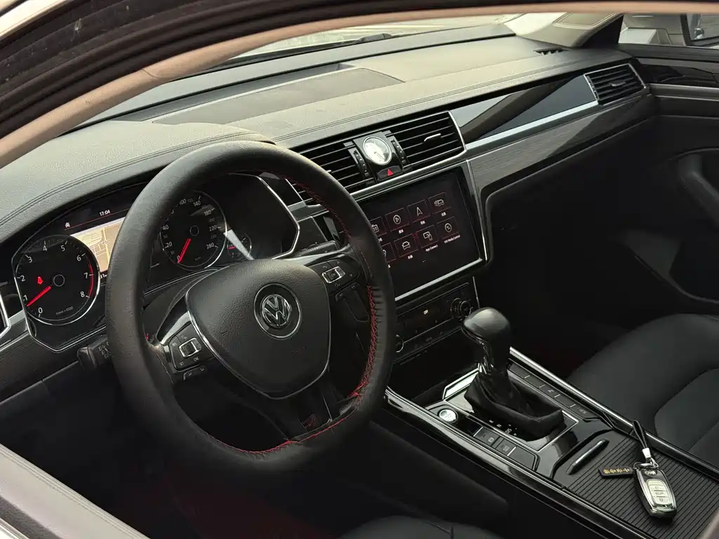 Volkswagen Phideon 2018 — фото 10