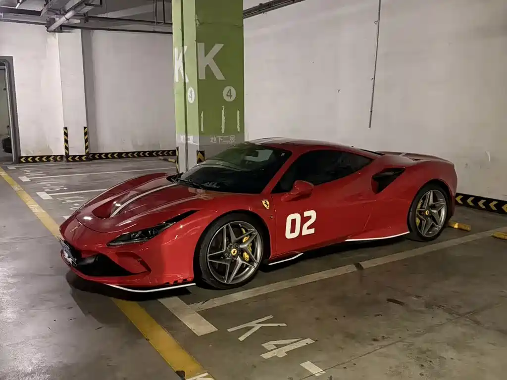 Ferrari F8 2021 — фото 1