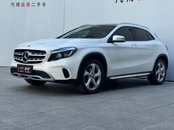 Mercedes-Benz GLA 2019