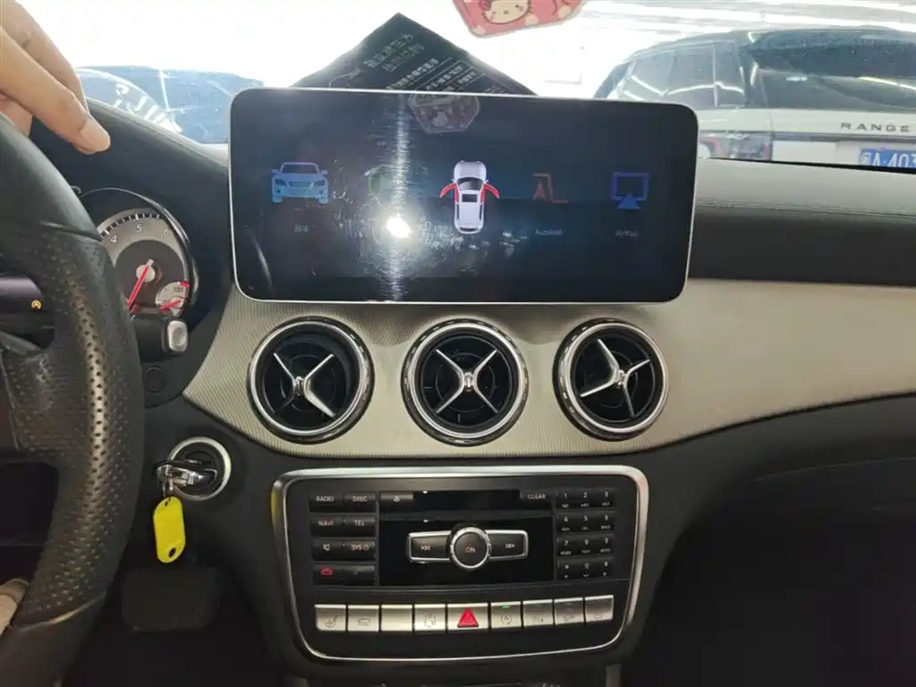 Mercedes-Benz GLA 2015 — фото 13