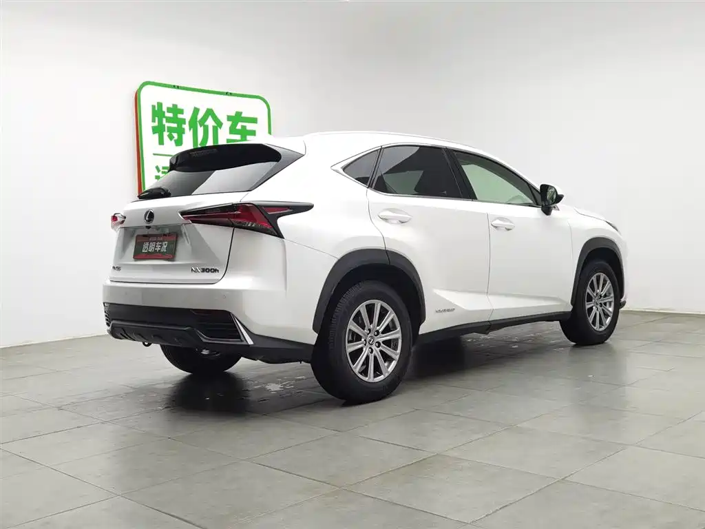 Lexus NX 2019 — фото 2
