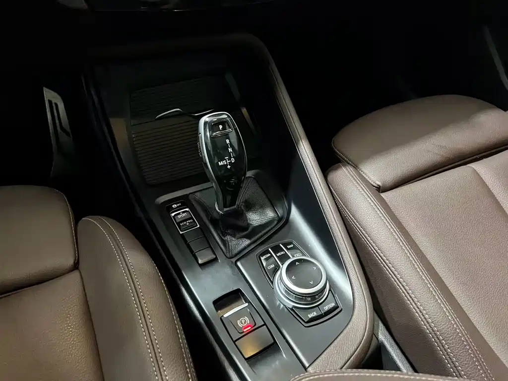 BMW X1 2020 — фото 13