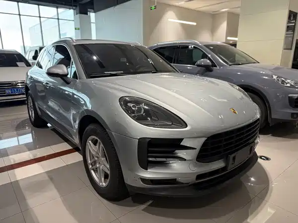 Porsche Macan 2020