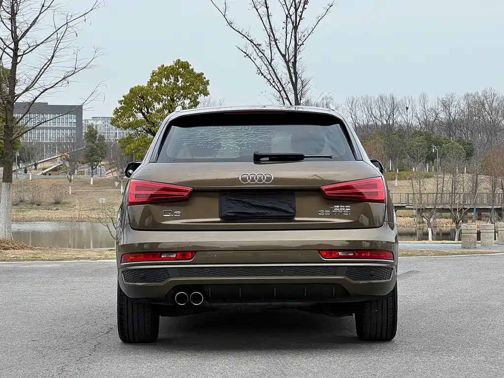 Audi Q3 2018 — фото 20