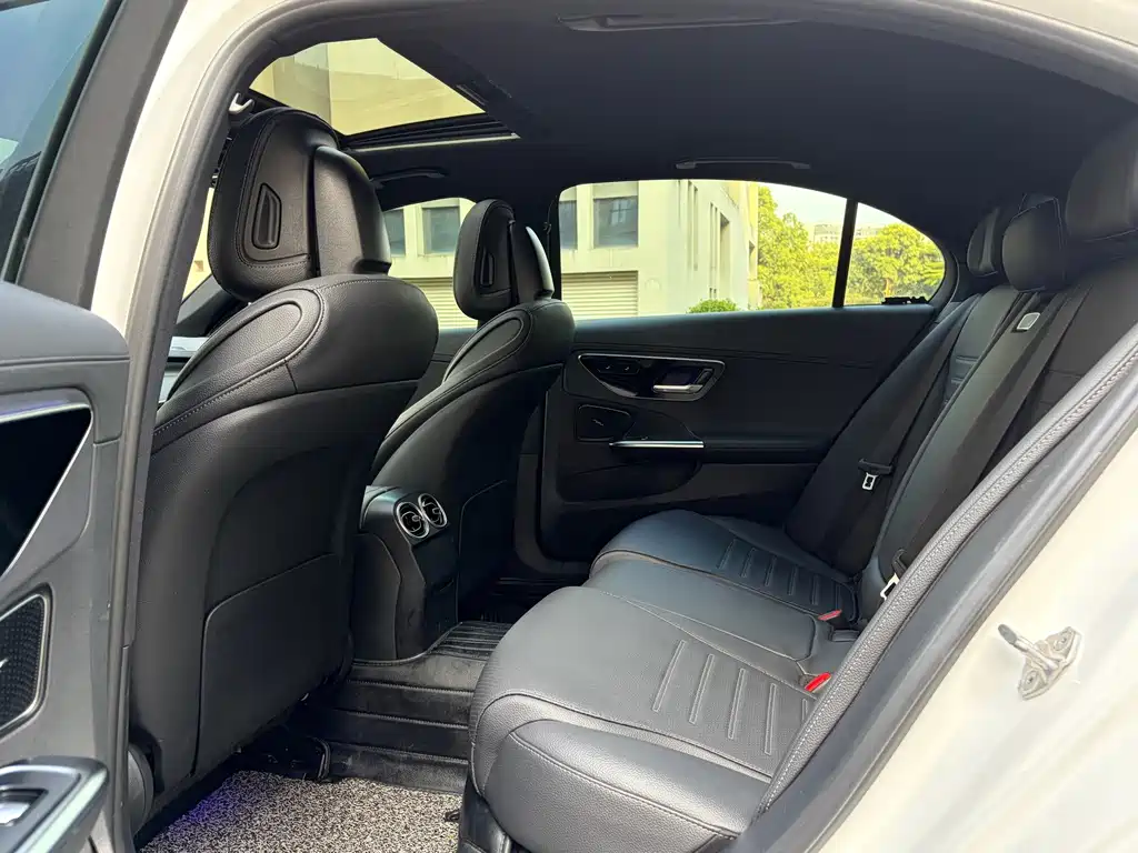 Mercedes-Benz C-Class 2023