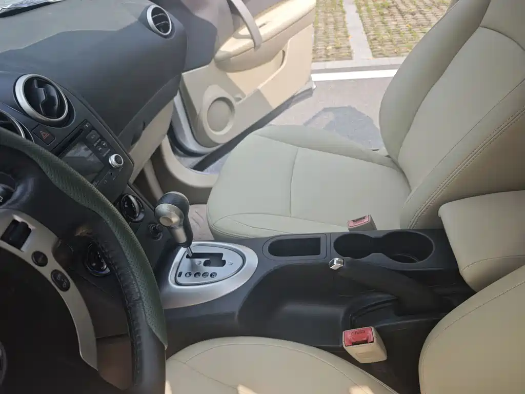 Nissan Qashqai 2013 — фото 16