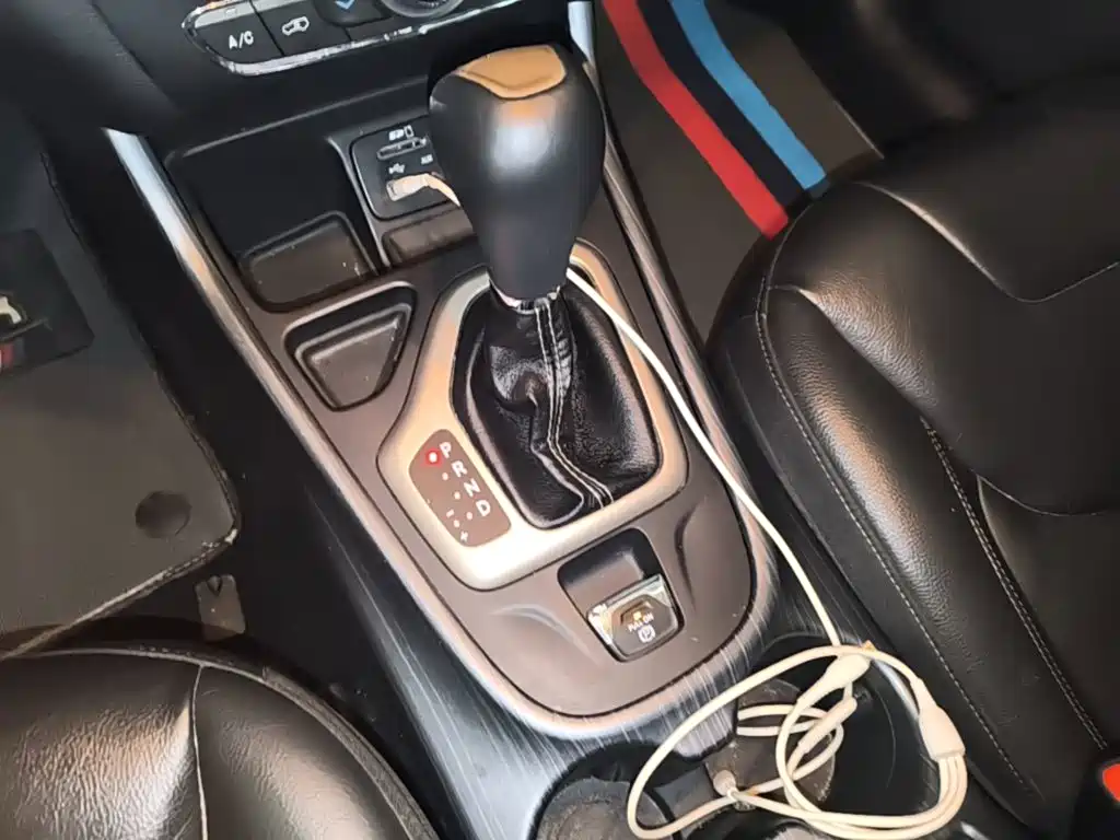 Jeep Cherokee 2018 — фото 14