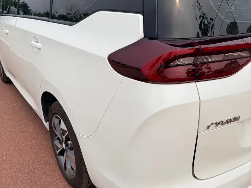 GAC Motor Trumpchi M6 2021 — фото 18