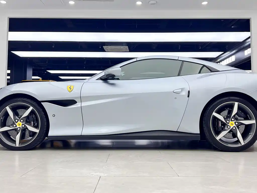 Ferrari Portofino 2021 — фото 5
