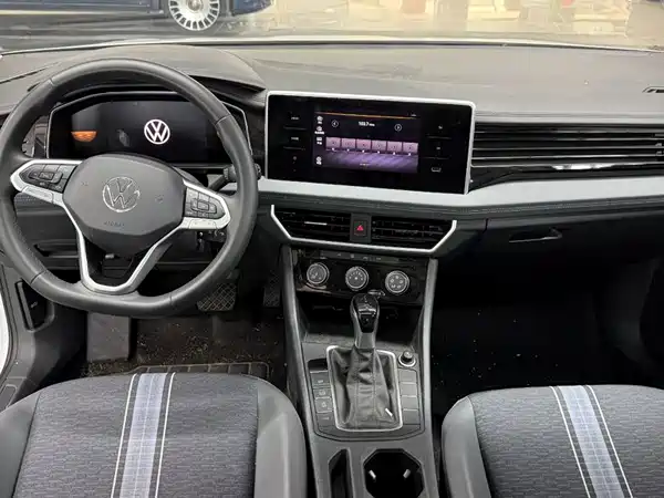 Volkswagen Sagitar 2024