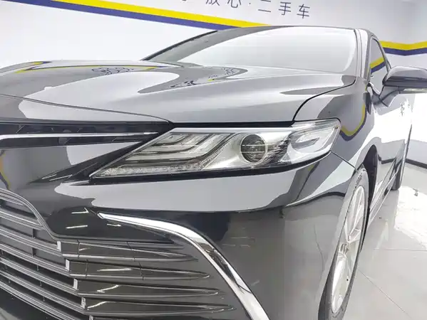 Toyota Camry 2021