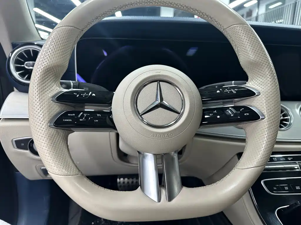 Mercedes-Benz E-Class 2022 — фото 6