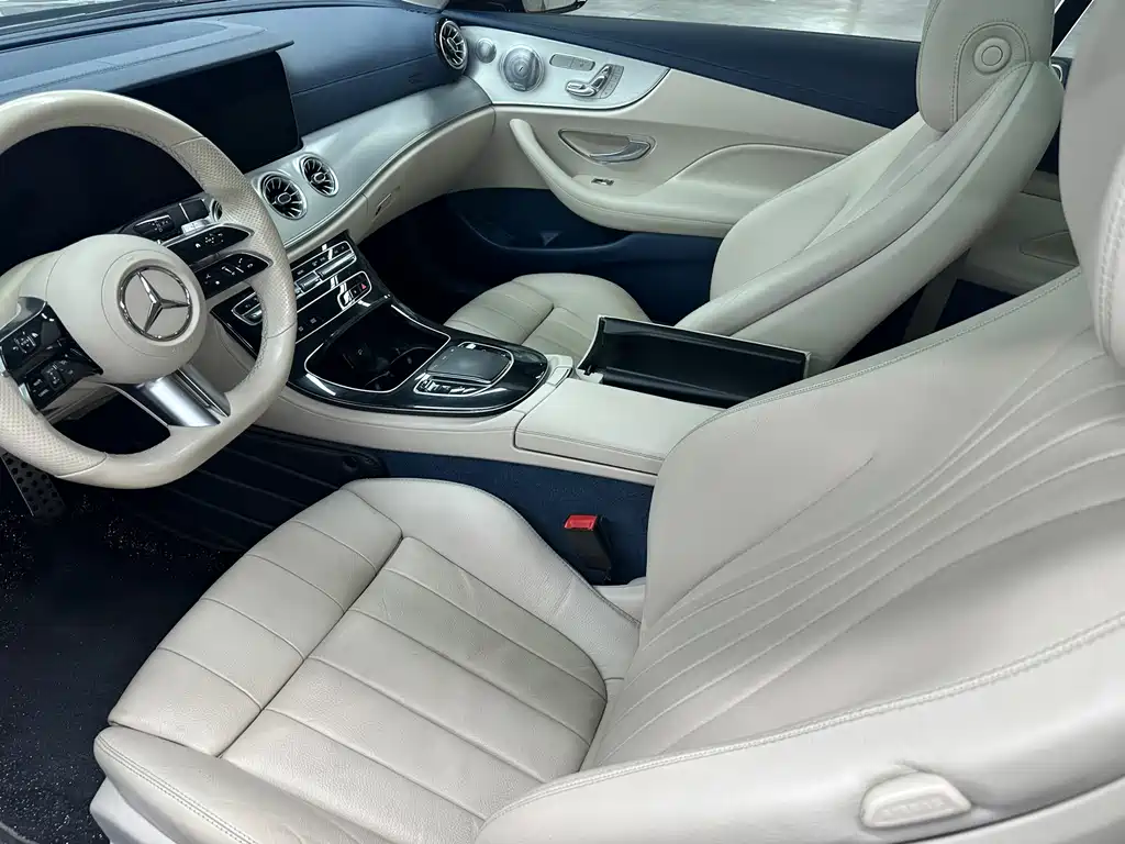 Mercedes-Benz E-Class 2022 — фото 9