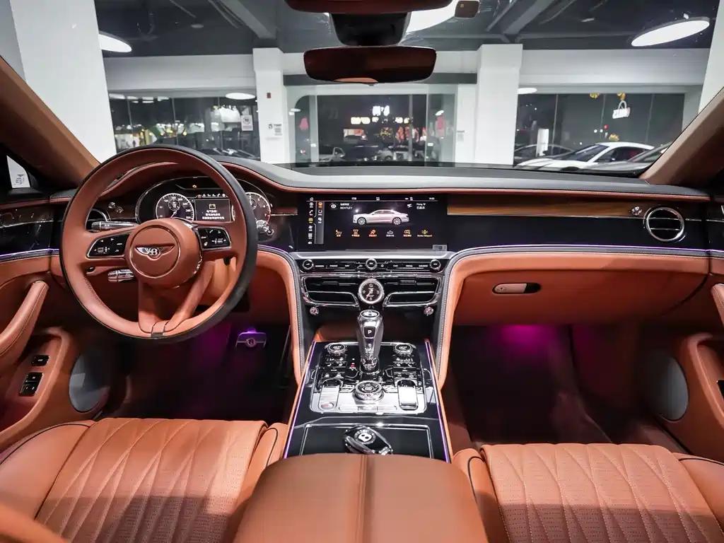 Bentley Flying Spur 2022 — фото 12