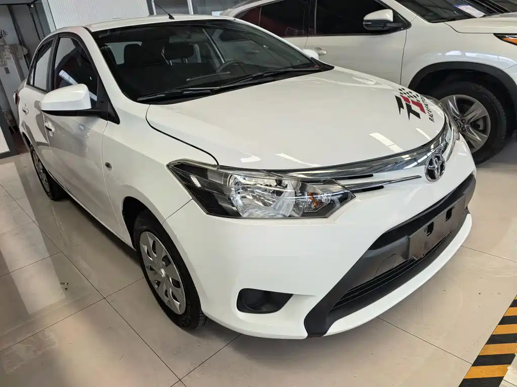 Toyota Vios 2015
