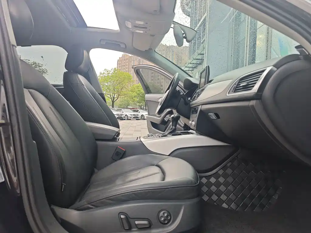 Audi A6L 2015 — фото 25