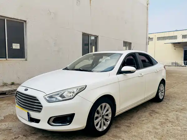 Ford Escort 2017