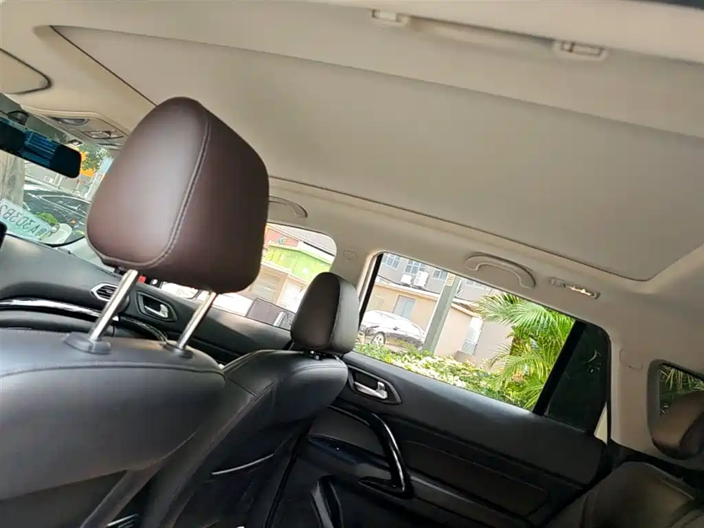 GAC Motor Trumpchi GS4 2019 — фото 18