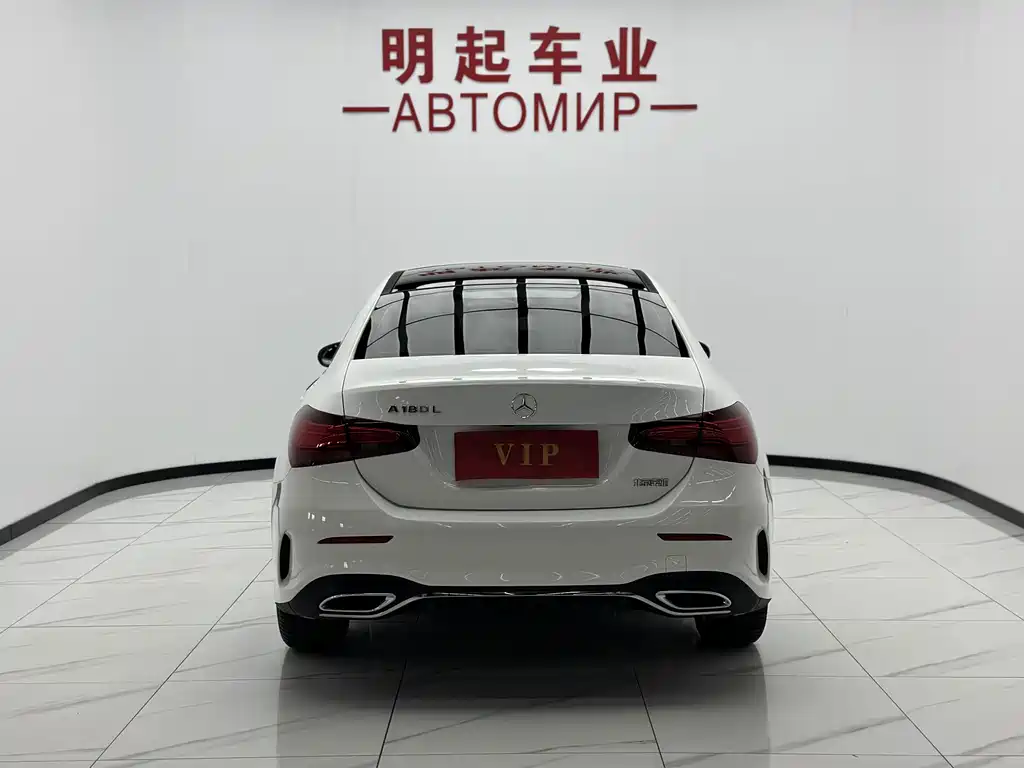Mercedes-Benz A-Class 2024 — фото 10
