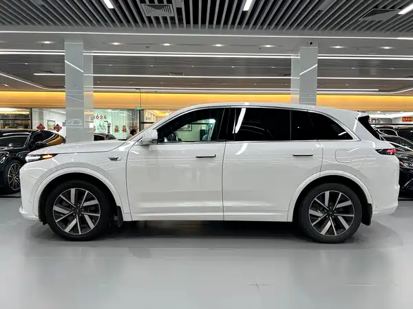 Li Auto L7 2023