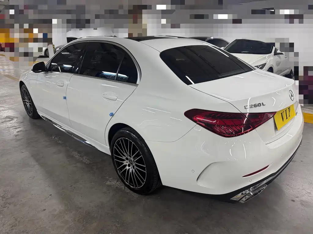 Mercedes-Benz C-Class 2023 — фото 17