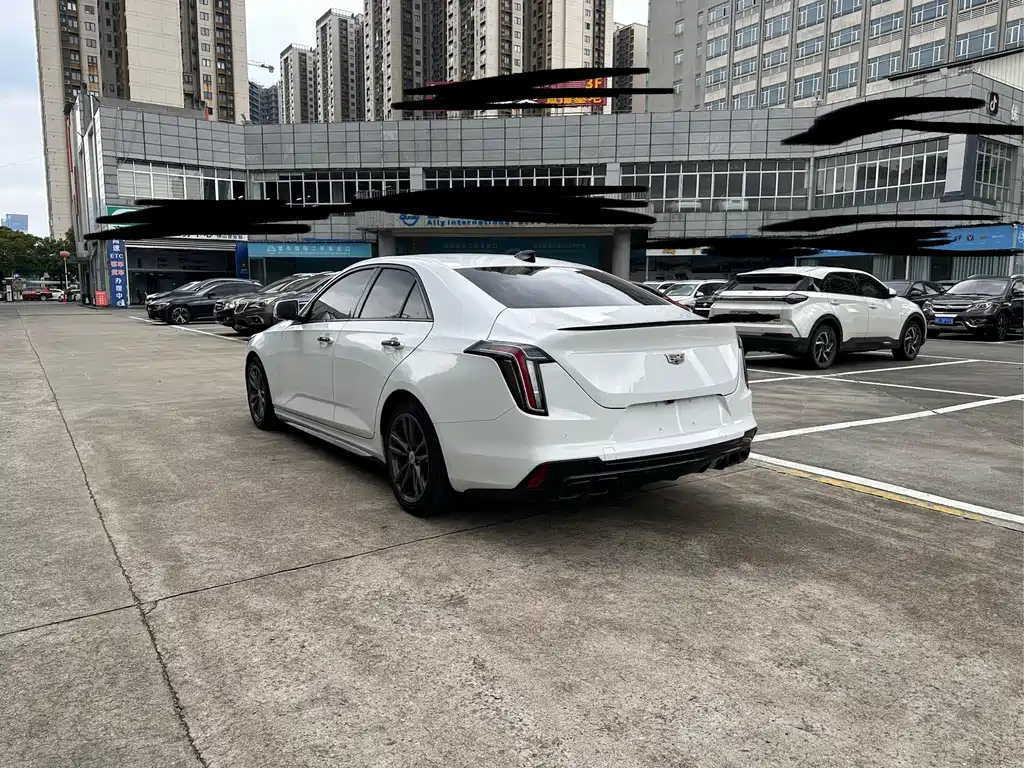 Cadillac CT4 2020 — фото 5