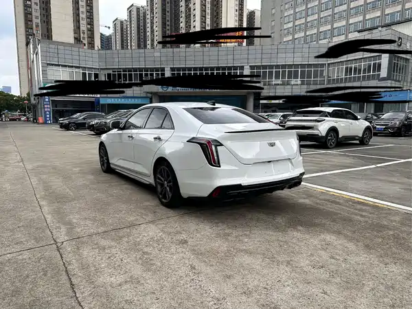 Cadillac CT4 2020