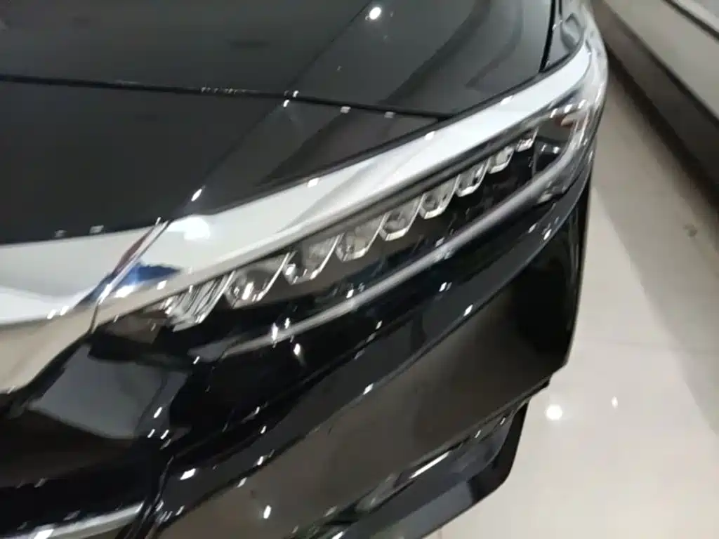 Honda Accord 2022 — фото 24