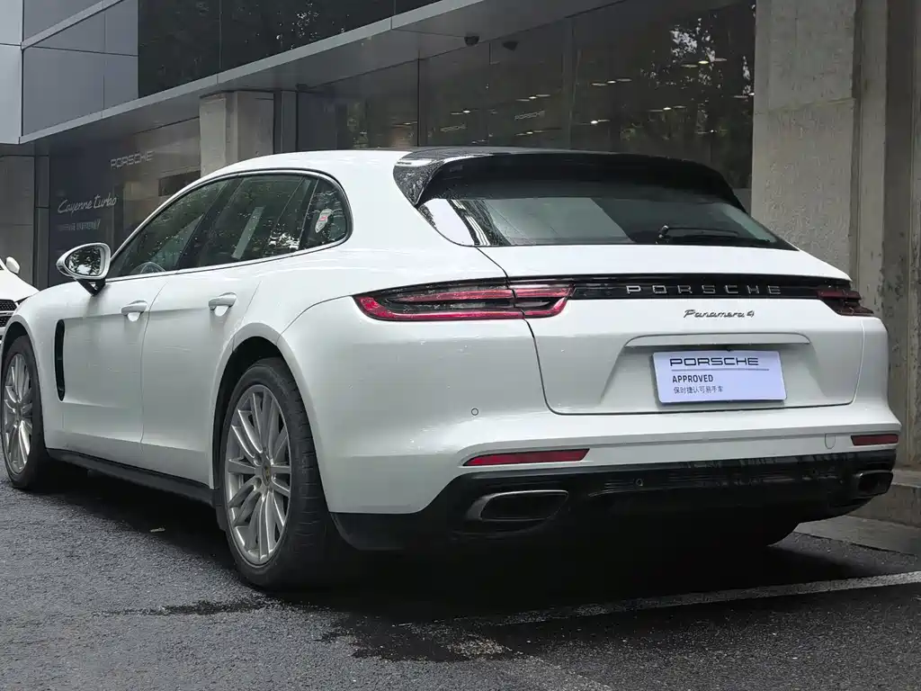 Porsche Panamera 2018 — фото 4