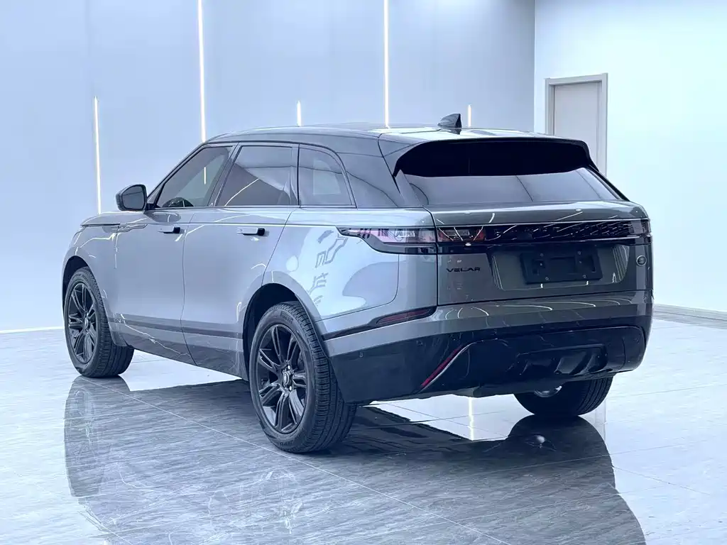 Land Rover Range Rover Velar 2022 — фото 15
