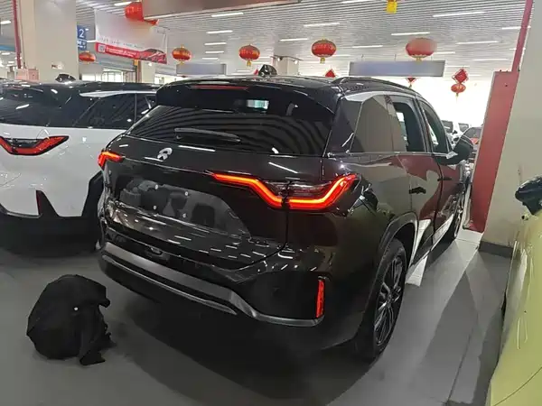 NIO ES6 2021