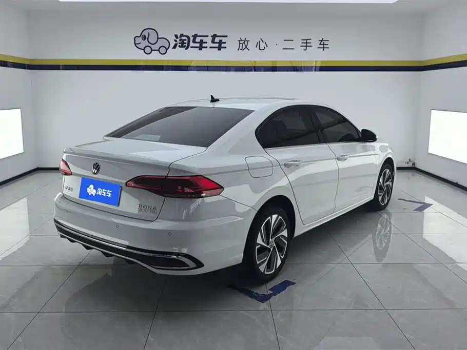 Volkswagen Bora 2023