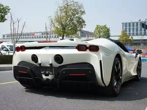 Ferrari SF90 2021