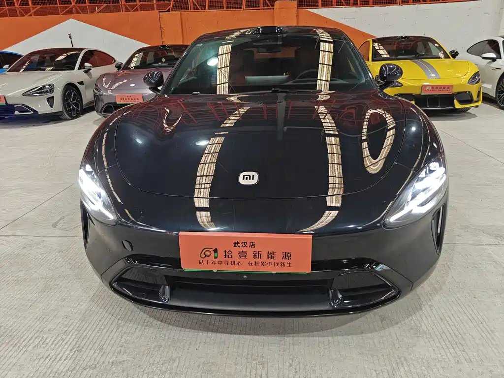 Xiaomi SU7 2024