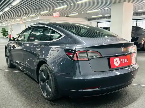 Tesla Model 3 2019