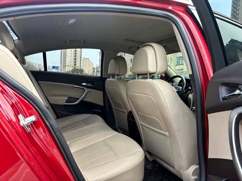 Buick Regal 2014 — фото 10