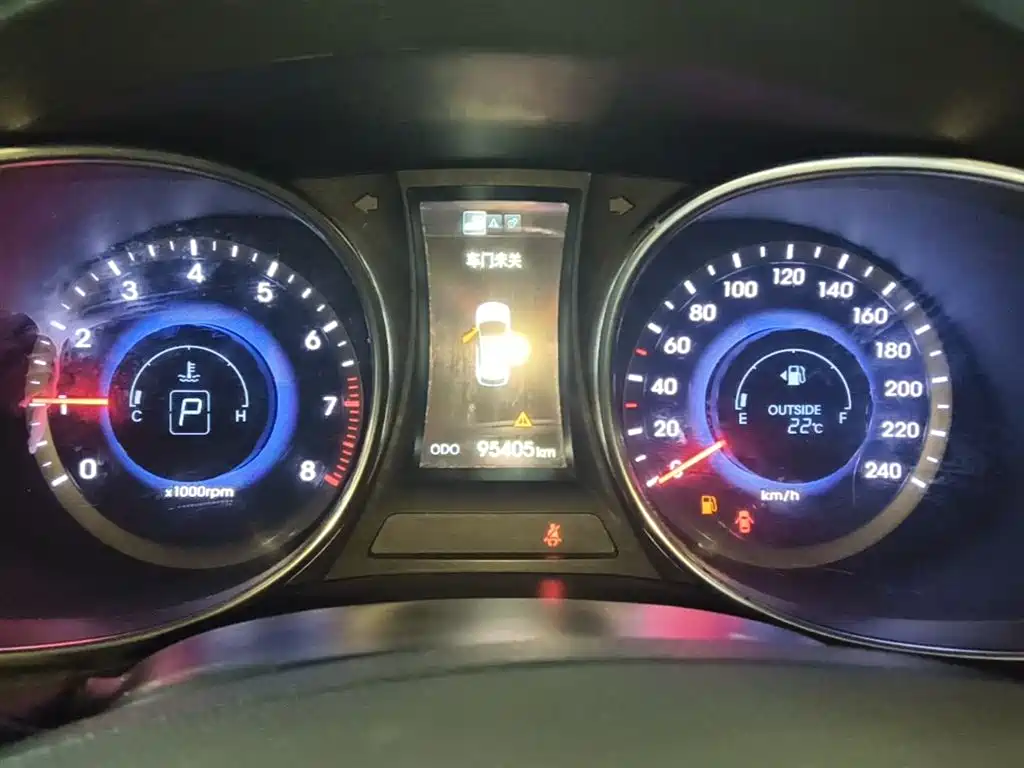 Hyundai Santa Fe 2016 — фото 12