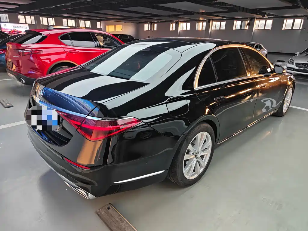 Mercedes-Benz S-Class 2025 — фото 4