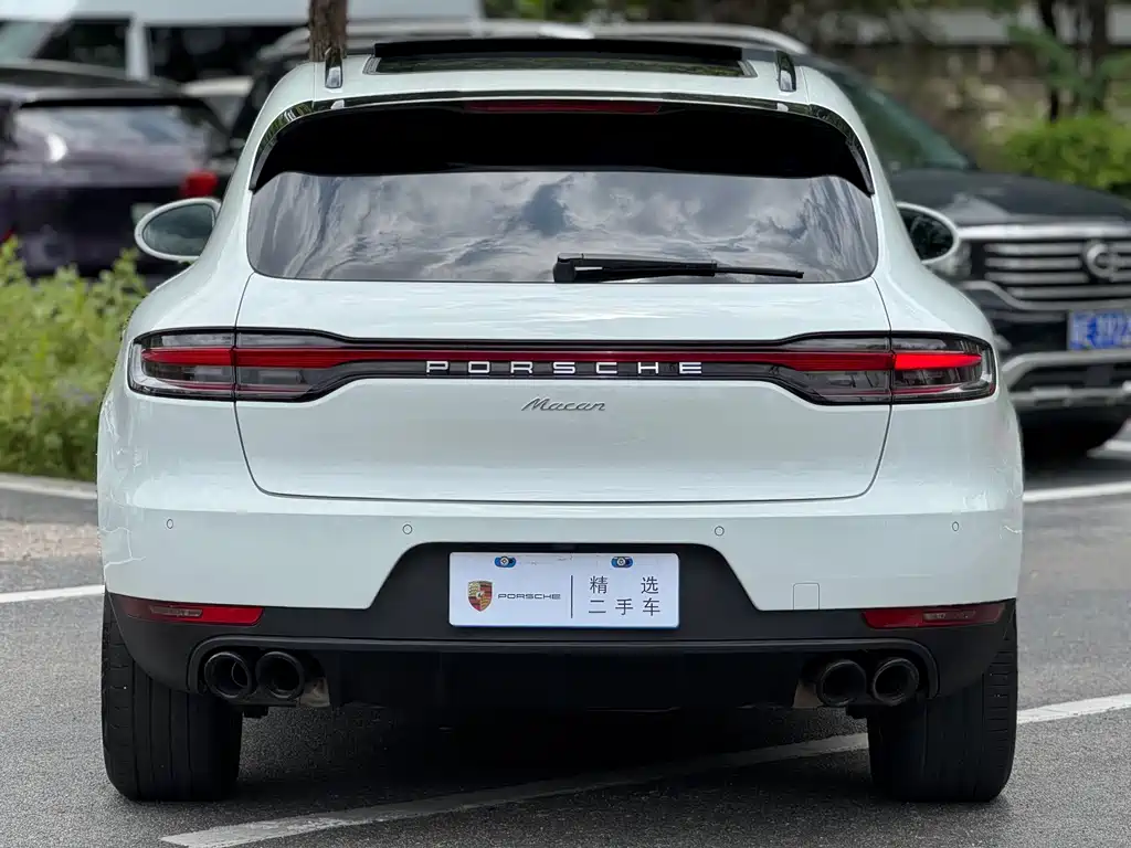 Porsche Macan 2019 — фото 15