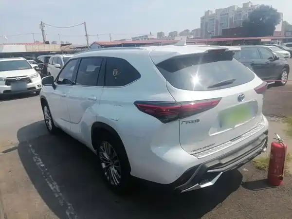 Toyota Highlander 2023