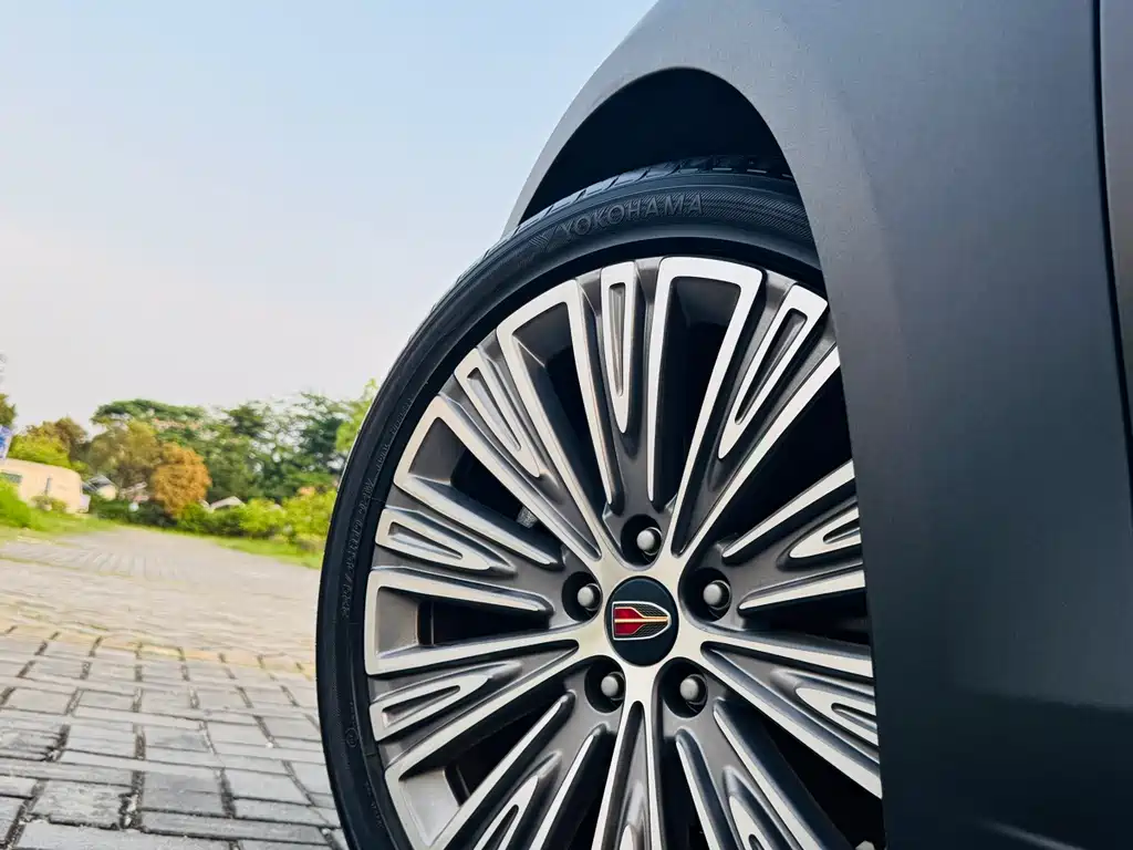 Hongqi H5 2023 — фото 21