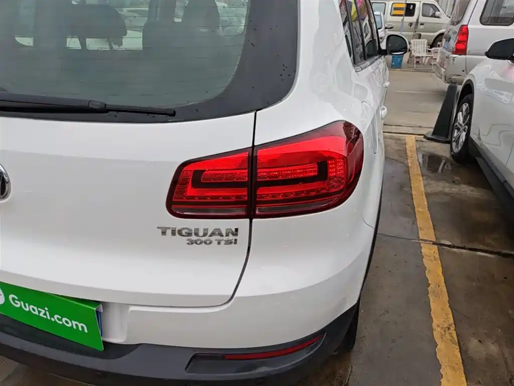 Volkswagen Tiguan 2016 — фото 8