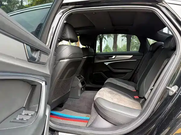 Audi A6L New Energy 2021