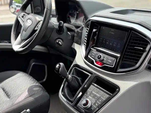 JAC Ruifeng M4 2017