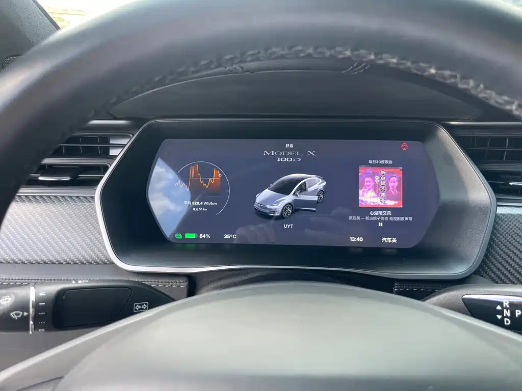 Tesla Model X 2019 — фото 8