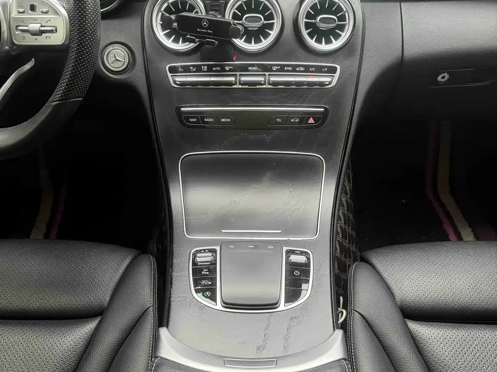 Mercedes-Benz C-Class 2020 — фото 20