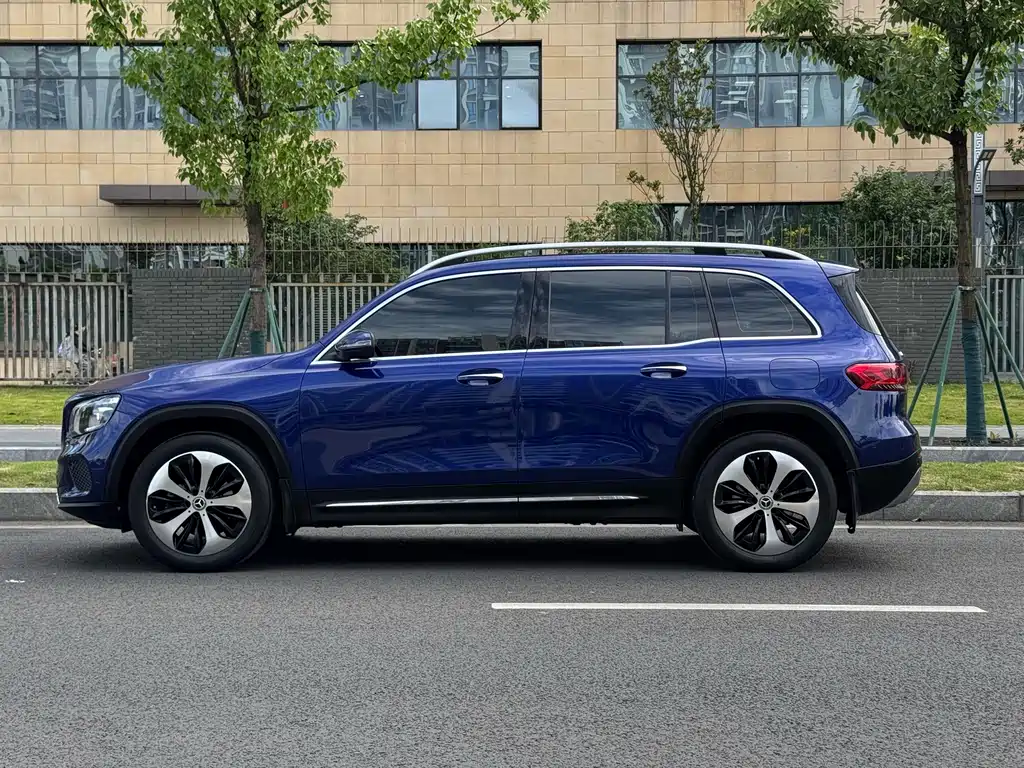 Mercedes-Benz GLB 2020 — фото 19