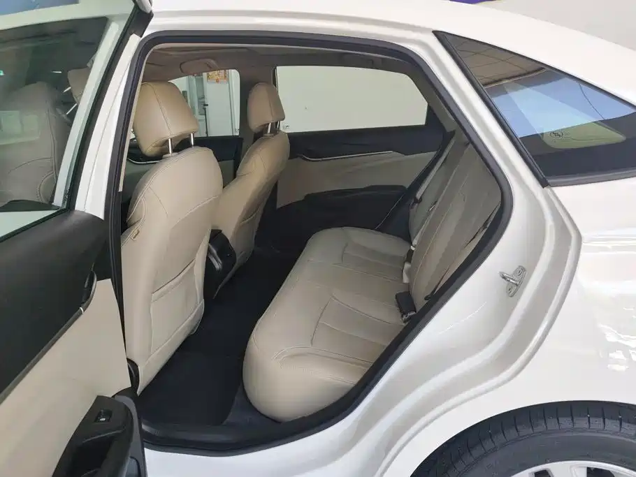 Buick Excelle GT 2019 — фото 11