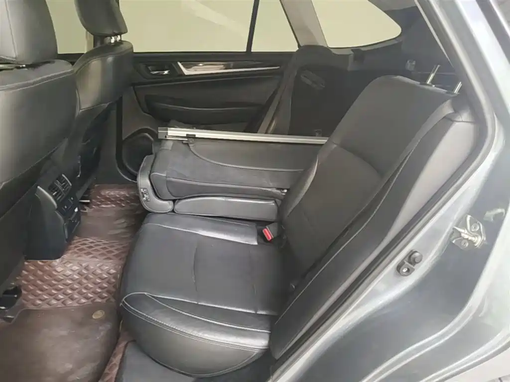 Subaru Outback 2015 — фото 17